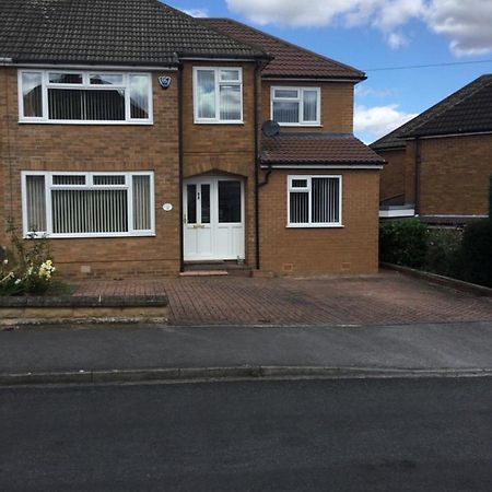 Large 4 Bedroom Home In Boston Spa Village In-Between York, Harrogate And Leeds, Sleeps 9 ภายนอก รูปภาพ